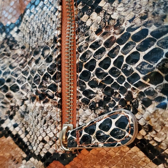 Big buddy faux snake skin purse - Picture 6 of 12